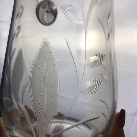 Vintage etched glass crystal pinched pitcher - Picture 13 of 14